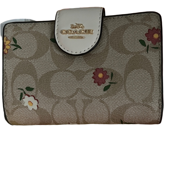 Coach Beige Wallet with Floral Design NWOT - Picture 1 of 7